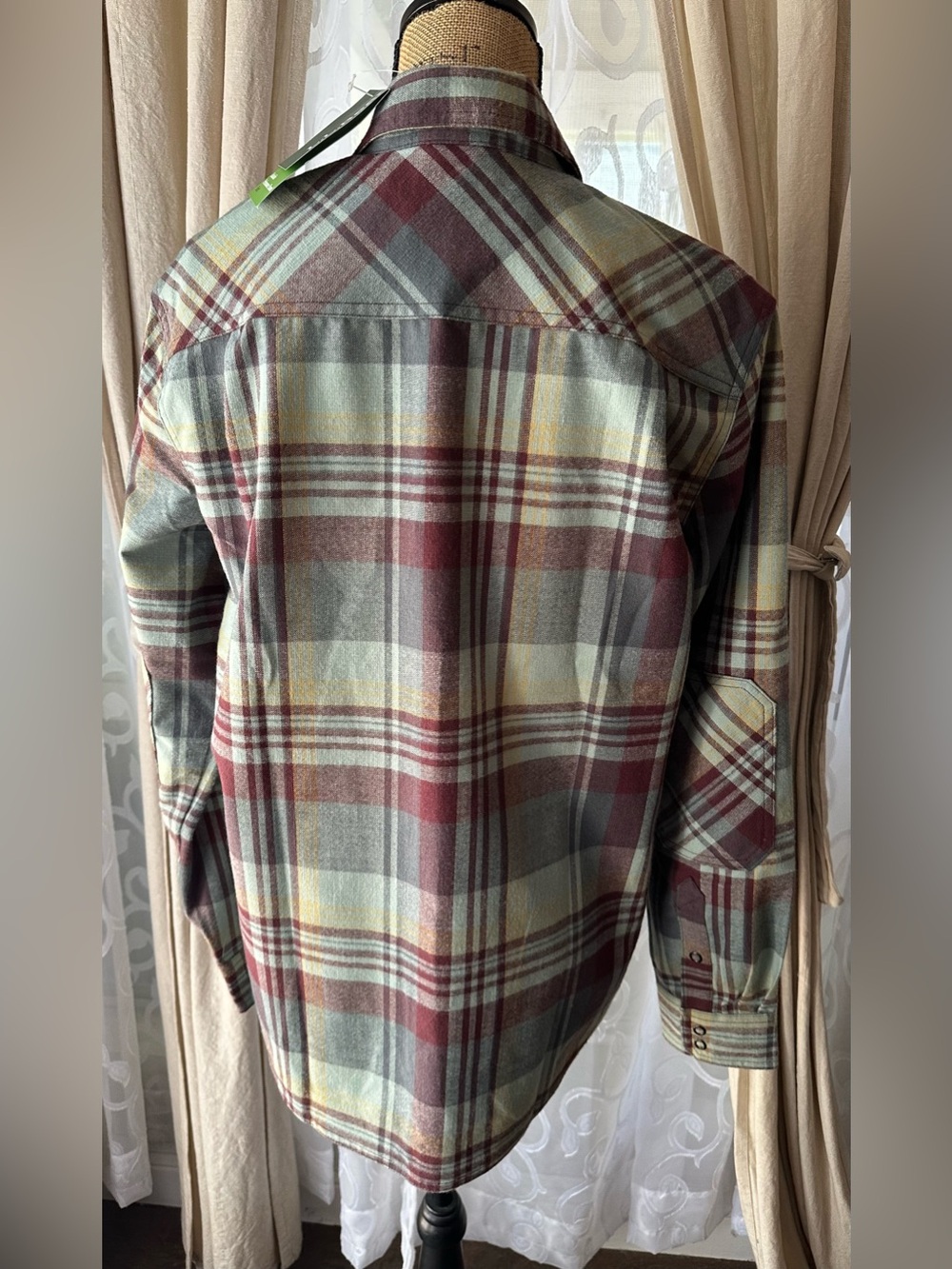 L.L Bean Katahdin Performance Traditional Fit Flannel Shirt NWT - Picture 6 of 10